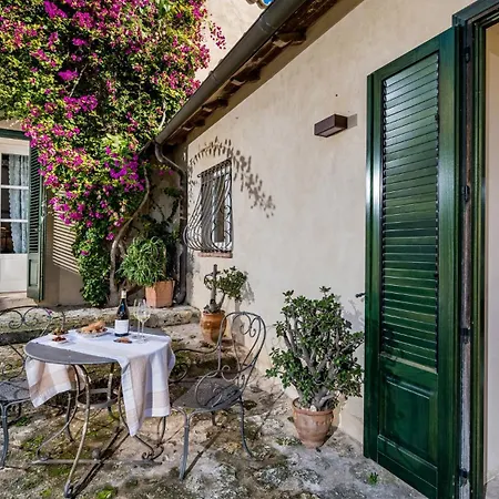 Villa Principi Di 14, Emma Butera